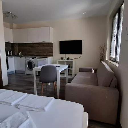 Appartamento Hariton 3- Luxury *